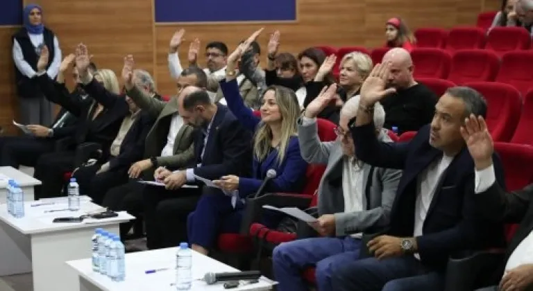 ALİAĞA MECLİSİNDE ÇOĞUNLUK CUMHUR İTTİFAKINA GEÇTİ