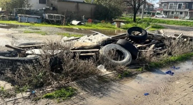 BAĞARASI ÇÖPLÜĞE DÖNDÜ