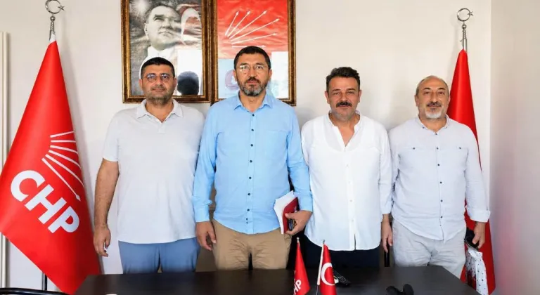 CHP FOÇA İLÇE BİNASI DEVİR TESLİM ALINDI