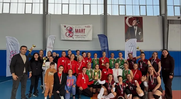 FOÇA'DA "EVİNİN SULTANLARI" TURNUVASI