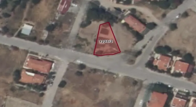 VİLLA HAYALLERİ ÇÖPE, TESADÜFEN ÇIKAN TAŞLAR MÜZEYE