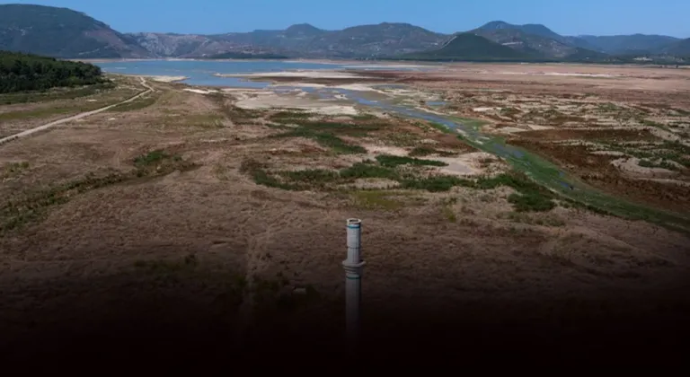 FOÇA'YI SEL BASTI AMA BARAJ DOLMADI
