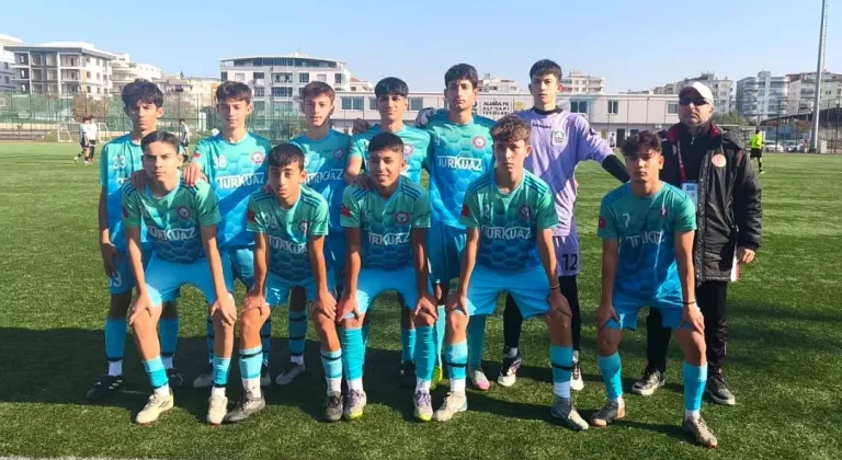 GOL DÜELLOSU YENİFOÇA TURKUAZSPOR'UN 3-4