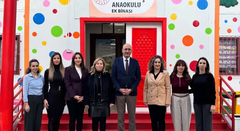 KAYMAKAM AYDIN MİNİKLERLE FİDAN DİKTİ